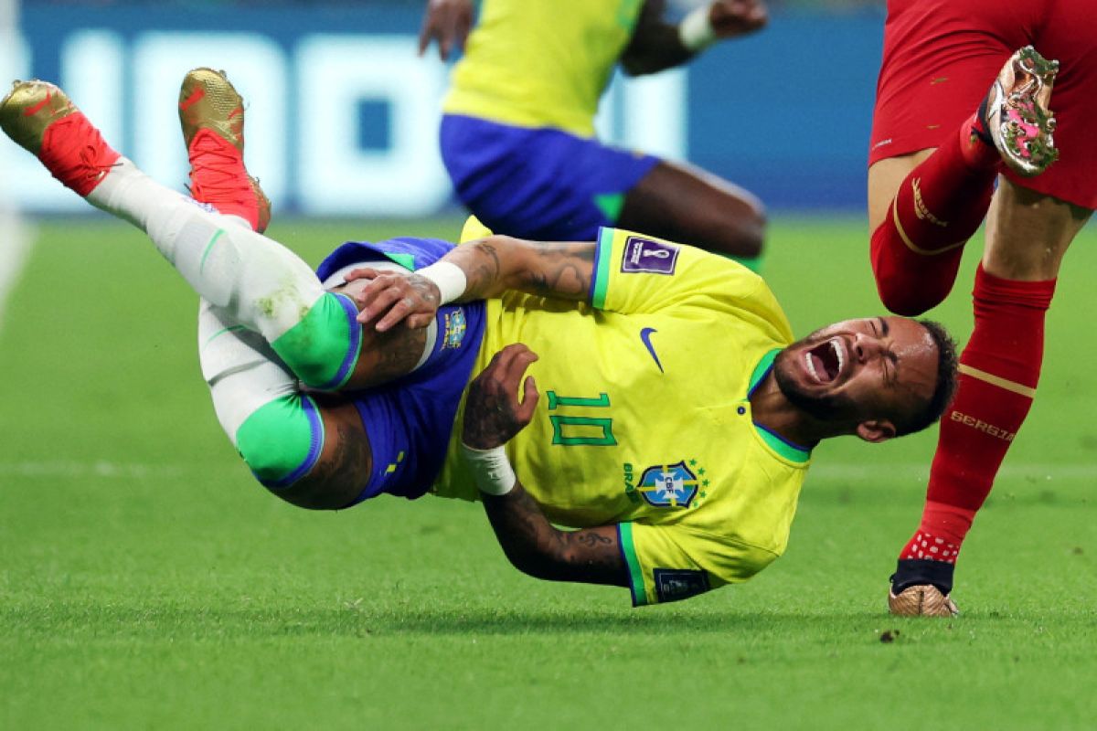 Brazil vs Swiss, Neymar dan Danilo absen karena cedera