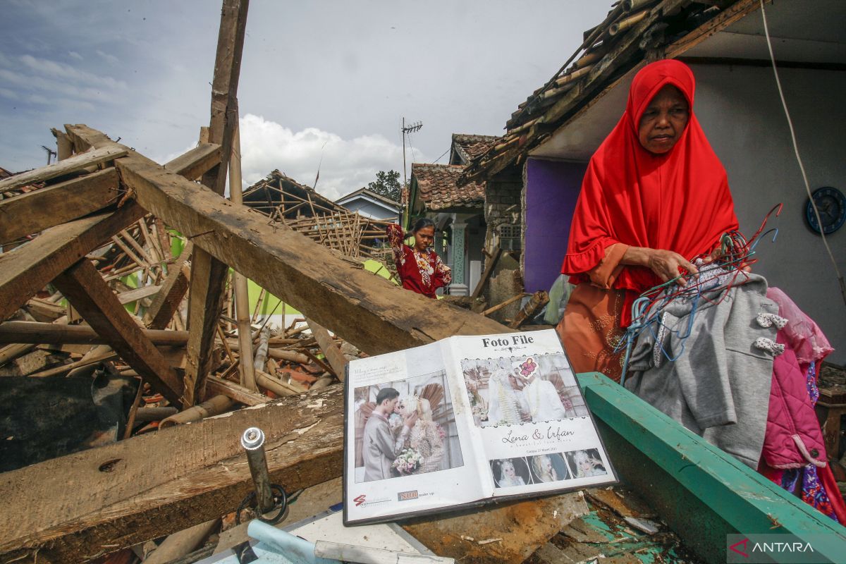 Korban meninggal dunia akibat gempa Cianjur naik jadi 310