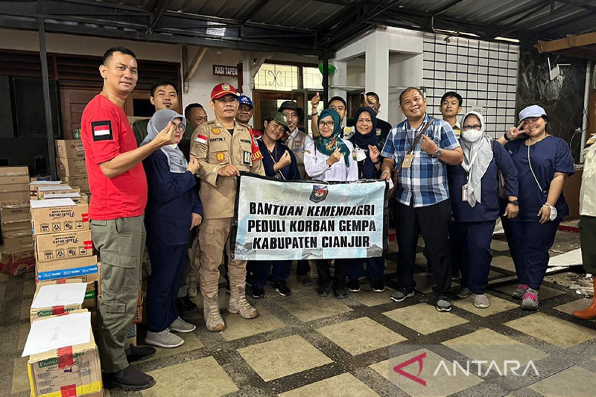 Kemendagri bantu logistik dan urus dokumen dukcapil warga Cianjur