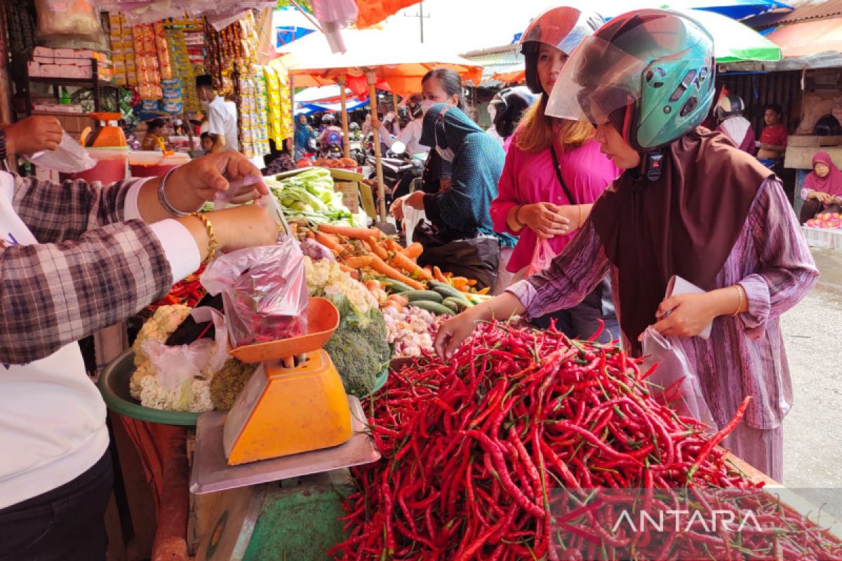 Operasi pasar pangan guna tekan inflasi di Bengkulu