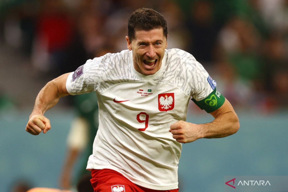 Cedera paha, Lewandowski absen saat Polandia hadapi Belanda