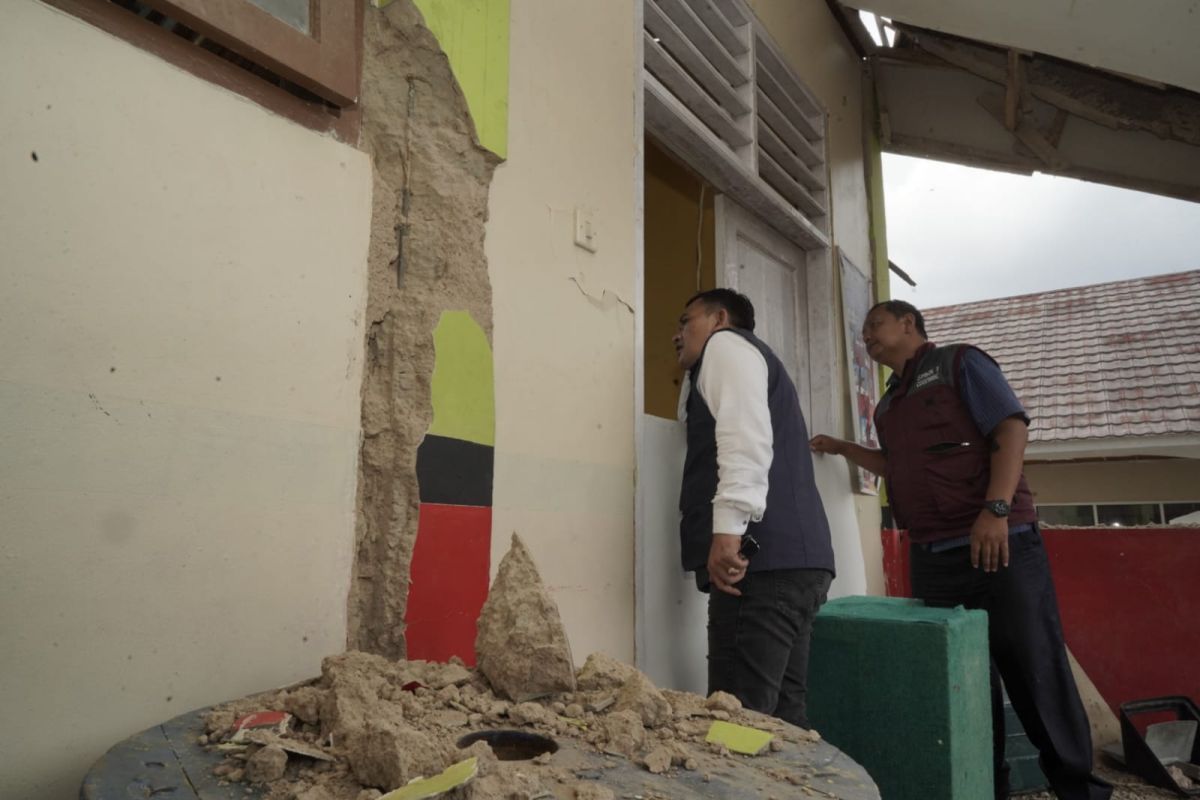 Organisasi nirlaba data kondisi sarpras rusak akibat gempa di Cianjur