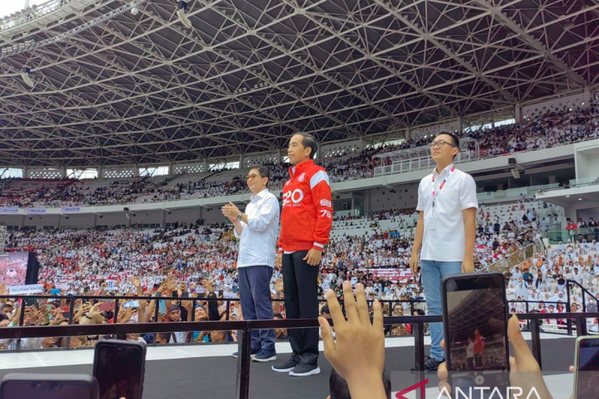Presiden Jokowi tiba di Stadion GBK hadiri Nusantara Bersatu