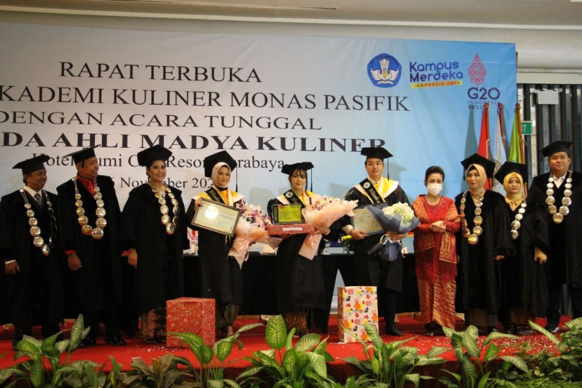 Akademi Monas Pasifik Surabaya bekali lulusan untuk terjun ke dunia kerja