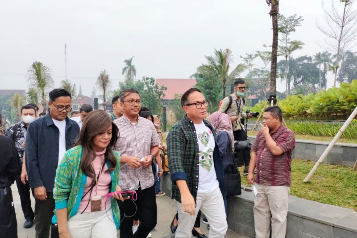 TMII siapkan bus buat pengunjung yang naik LRT