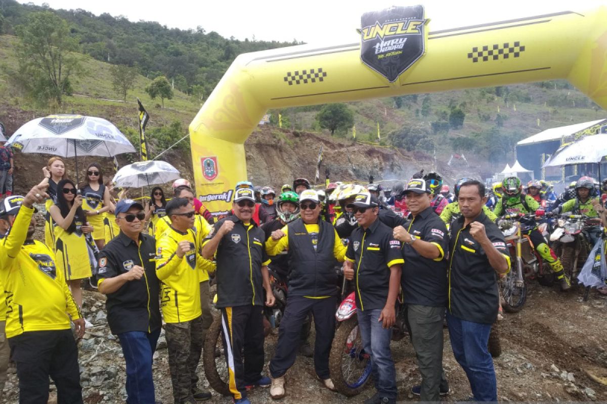 Gubernur Kalsel buka dan turun adventure "Uncle Hard Enduro 2022"