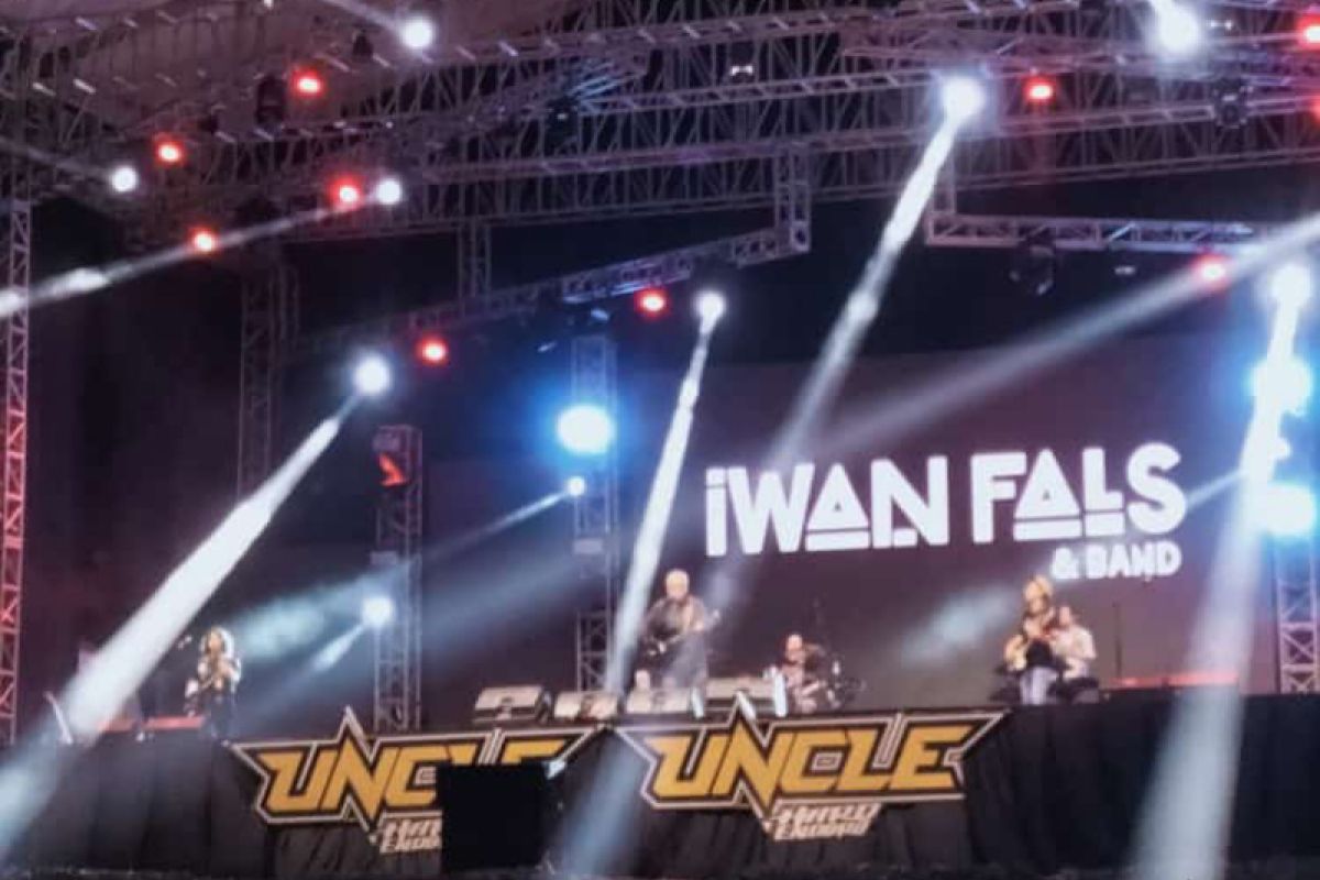 Iwan Fals tampil di "Uncle Hard Enduro" Kalsel