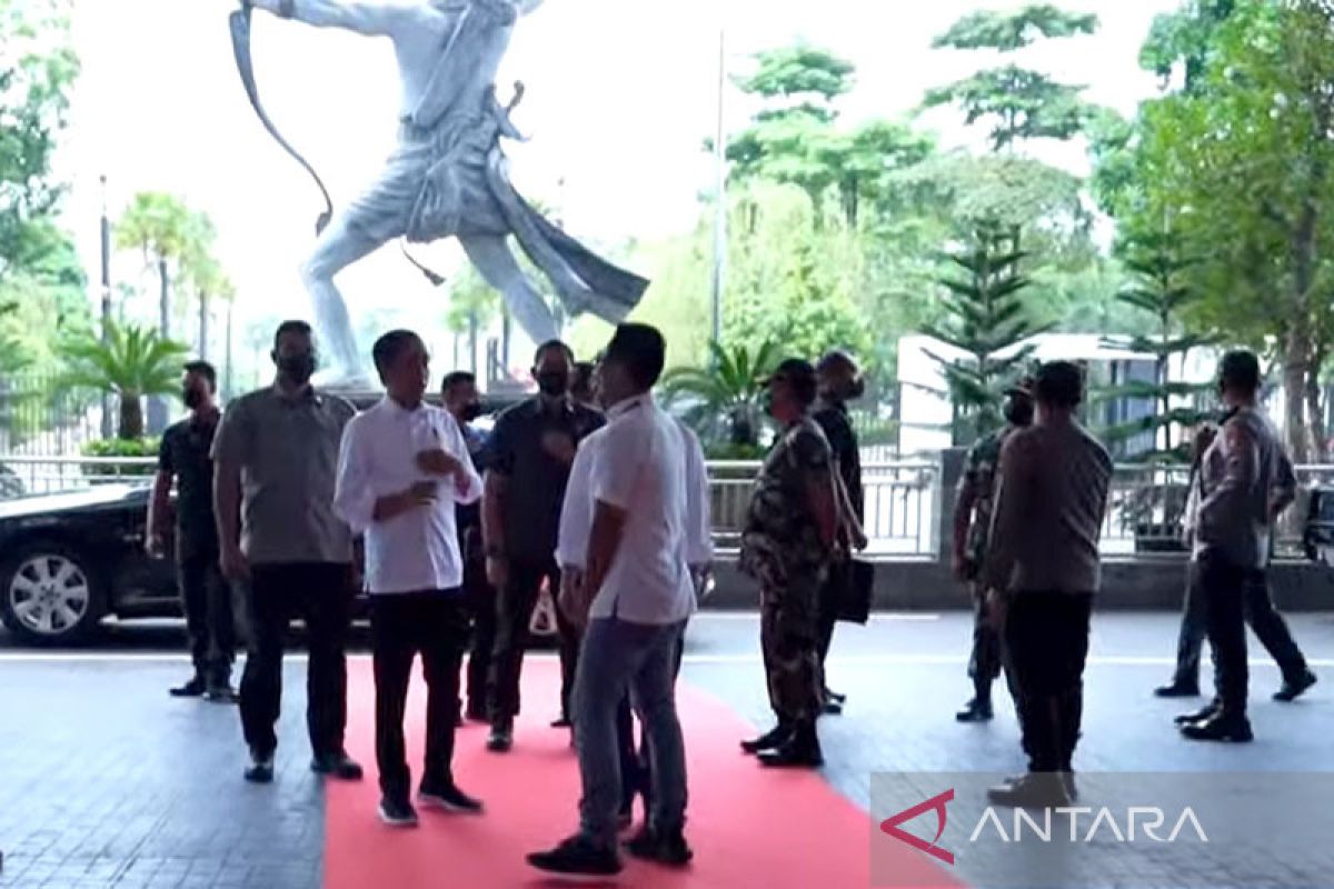 Presiden Jokowi tiba di Stadion GBK hadiri Nusantara Bersatu