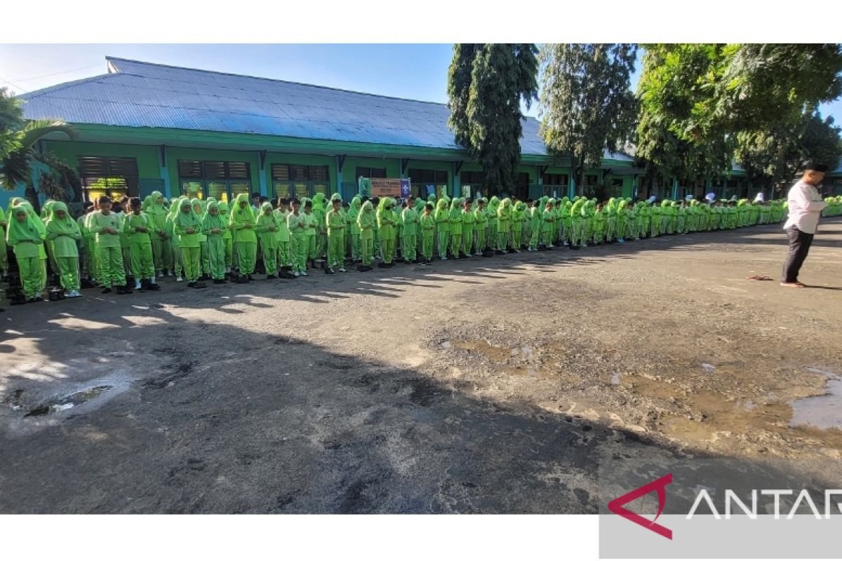 Kemenag instruksikan madrasah lakukan shalat ghaib gempa Cianjur