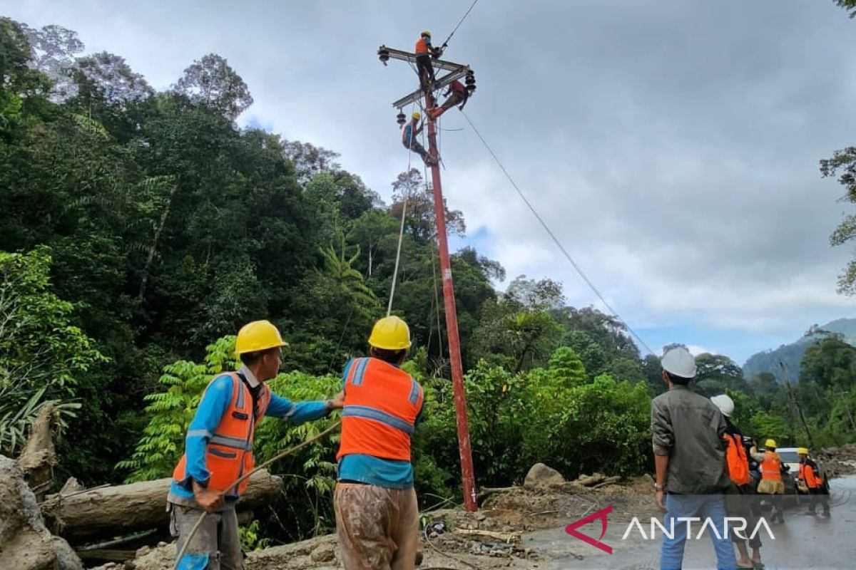 PLN pulihkan 100 persen kelistrikan pascalongsor Madina