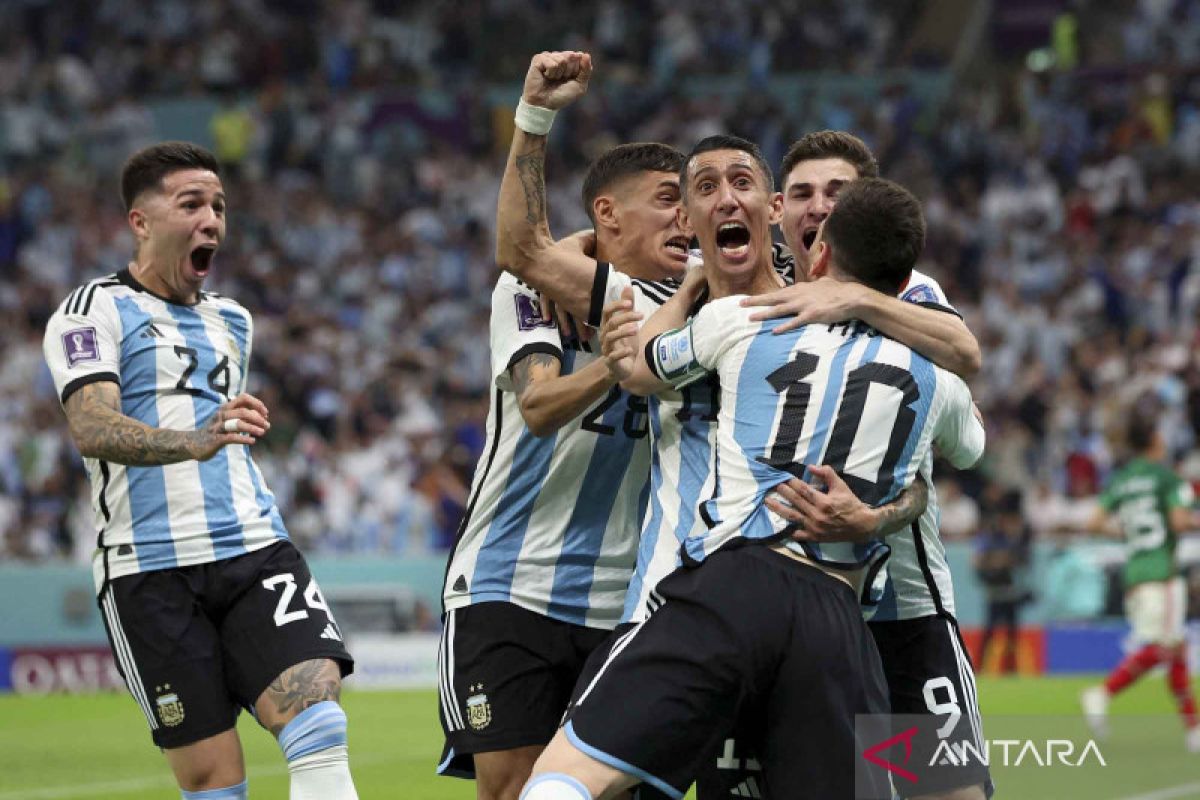 Hajar Meksiko 2-0, Argentina berpeluang ke babak kedua