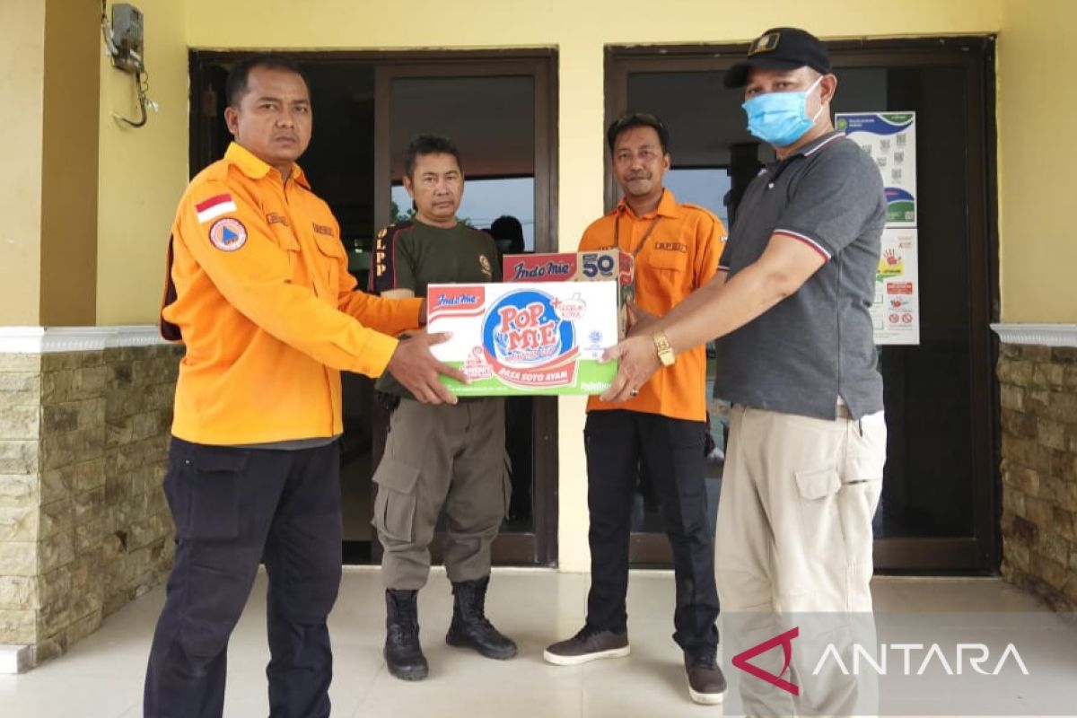 BPBD Bekasi kirim bantuan bagi warga terdampak banjir rob di Muaragembong