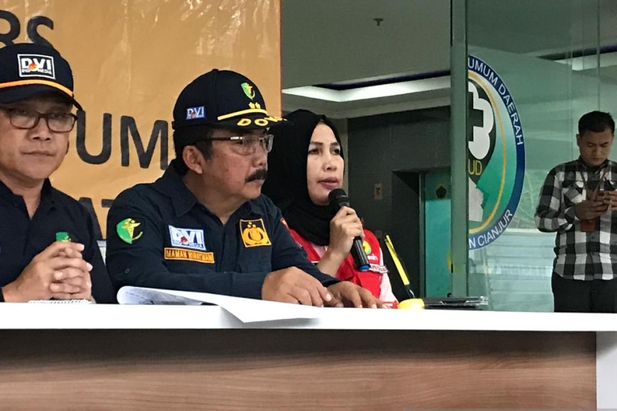 Enam orang dirawat di RSUD Sayang karena efek pengungsian