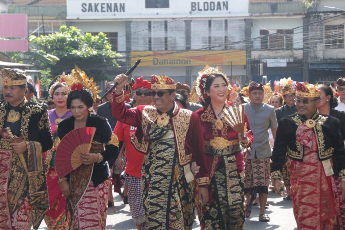 Parade Seni Nusantara semarakkan HUT ke-529 Kota Tabanan