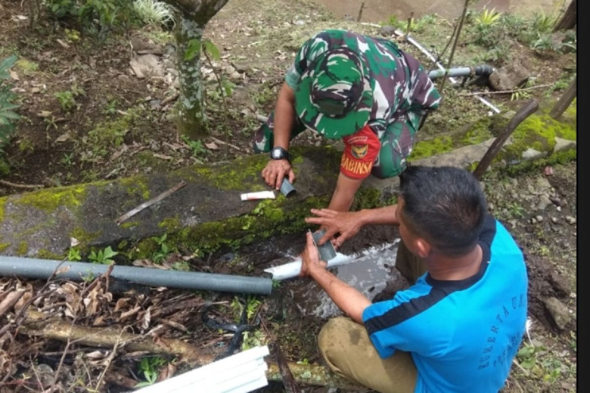 TNI bantu penyiapan sarana air bersih di Kepahiang