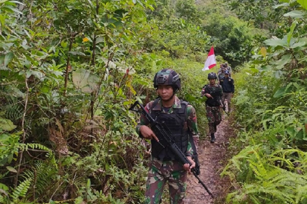 Satgas Pamtas Yonif 645/Gty gelar patroli gabungan di Perbatasan Indonesia-Malaysia