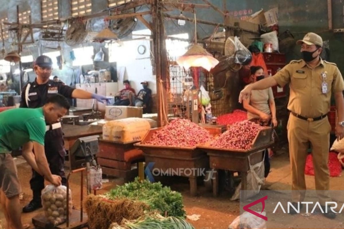 Pasar Jaya pastikan stok sayuran di Pasar Induk Kramat Jati aman
