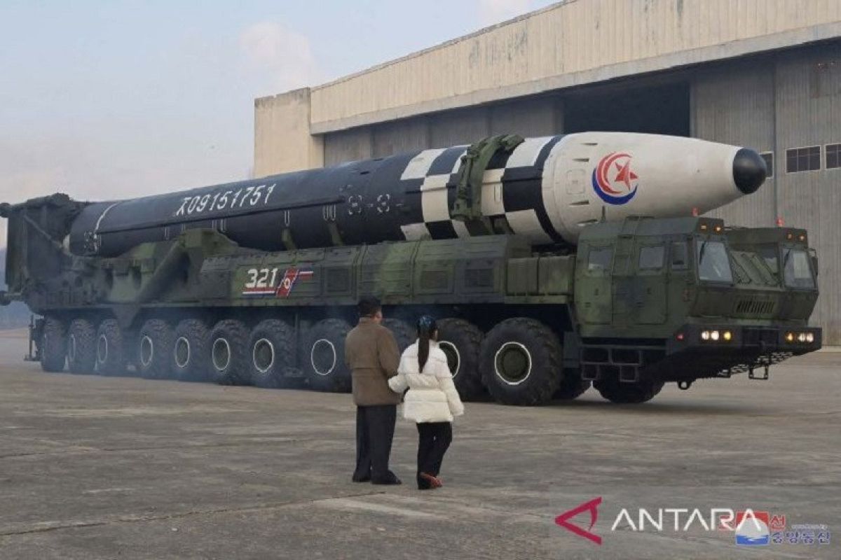 Korea Utara tembakkan dua rudal balistik ke Laut Jepang