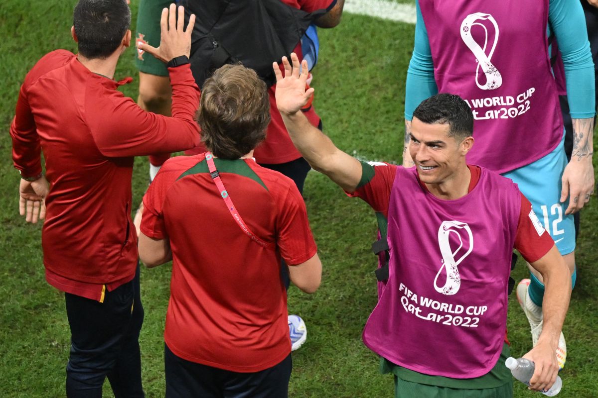 Portugal ke babak 16 besar setelah taklukkan Uruguay
