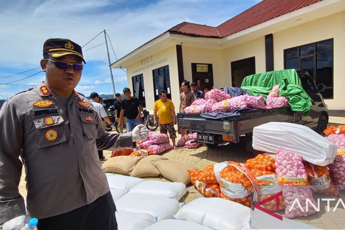 Polres Gorontalo Utara menyita 750 liter minuman keras asal Sulut