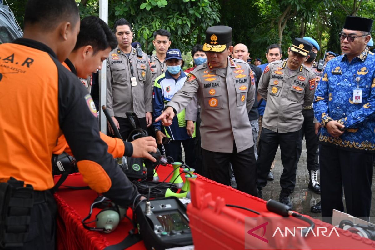S Kalimantan Police preparing SAR equipments to respond extreme weather disasters
