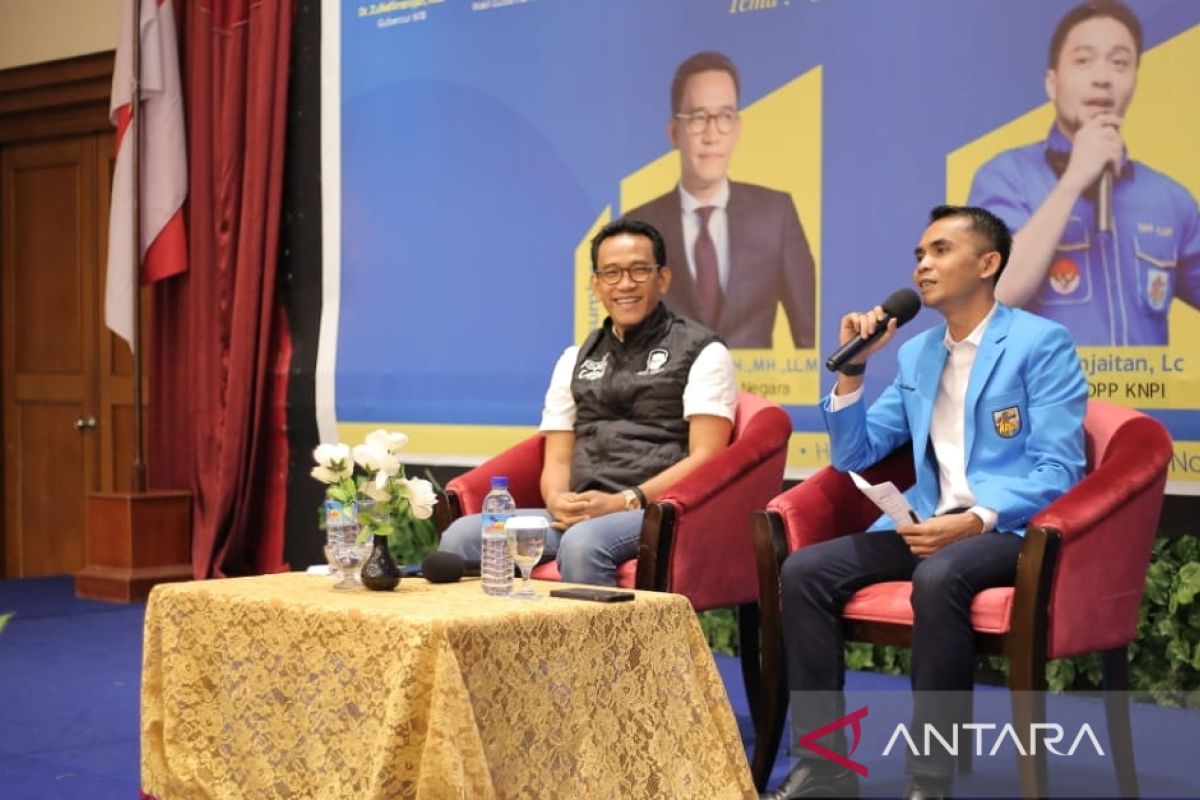 Refly Harun: pemuda NTB jangan terlena kepentingan politik sesaat