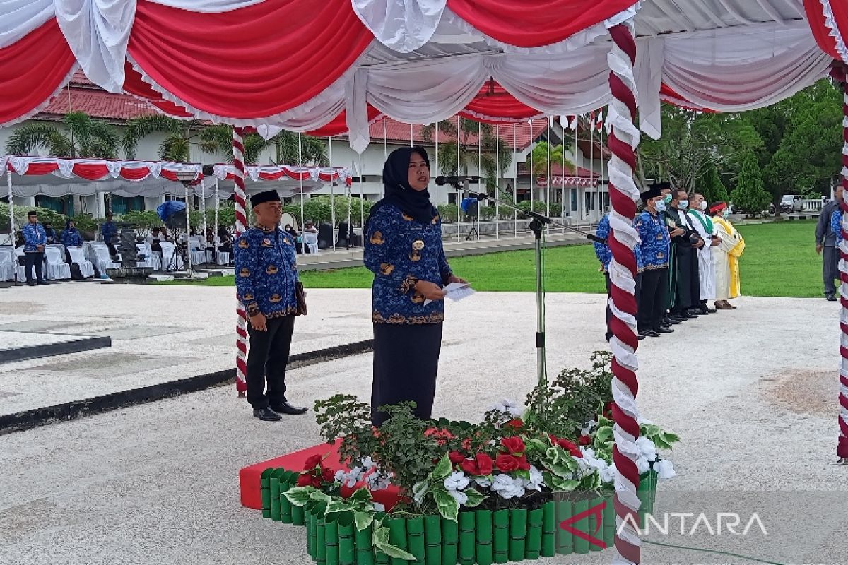 Anggota Korpri Barsel diminta melayani masyarakat sepenuh hati