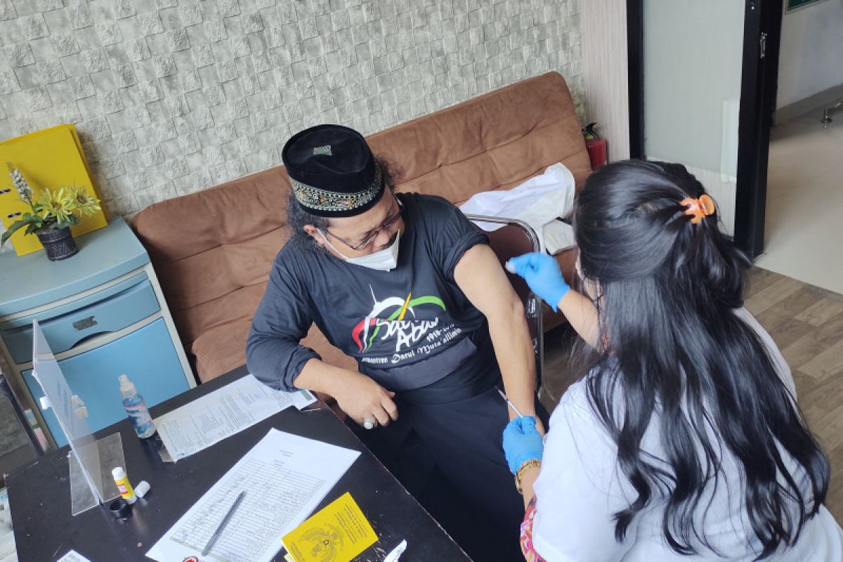 Layanan vaksinasi meningitis tetap berlangsung