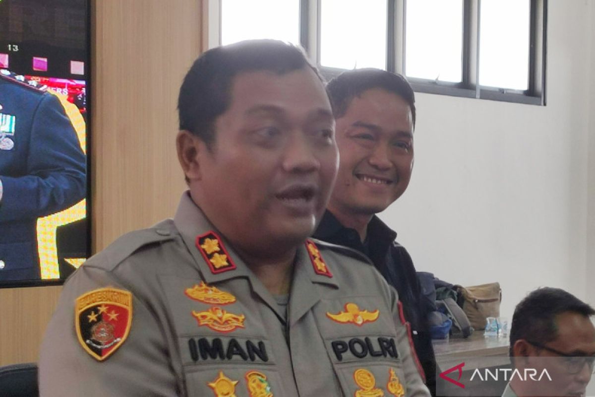 Kapolres Bogor membantah anak buah mesum di kantor polisi