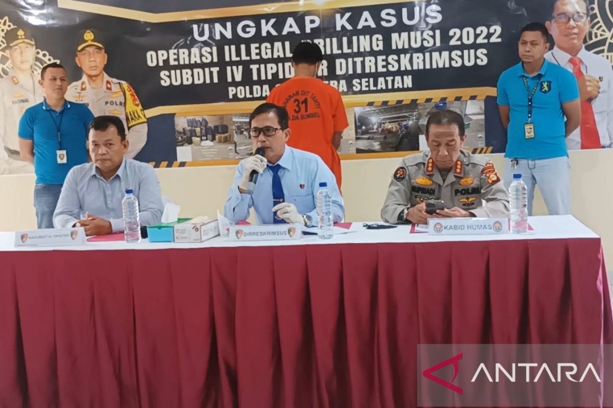 Aparat Polda Sumsel buru pemilik gudang penampung solar subsidi di OKU Timur