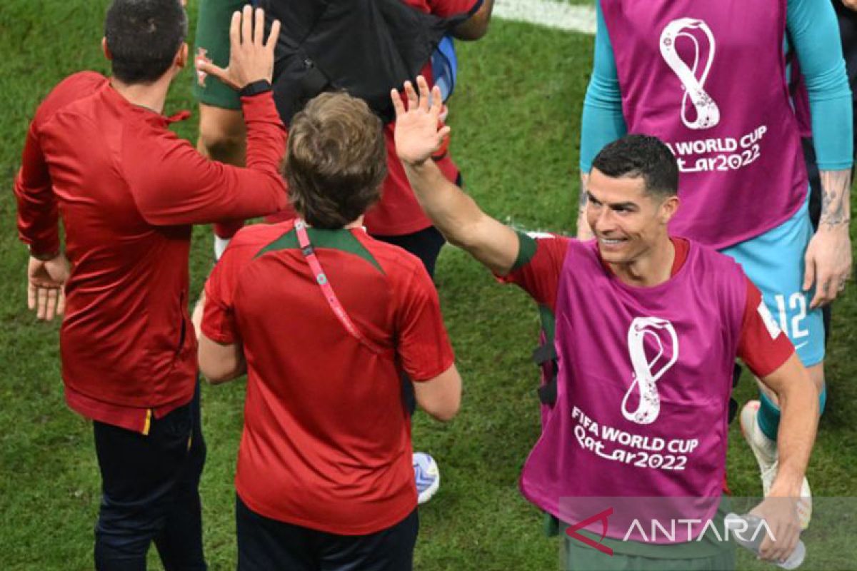 Portugal melangkah ke babak 16 besar setelah taklukkan Uruguay 2-0