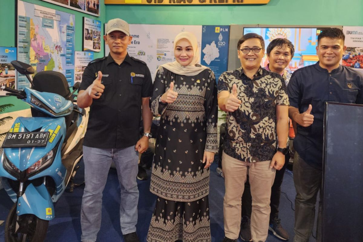 Mobil listrik PLN diosialisasikan di Riau Expo 2022