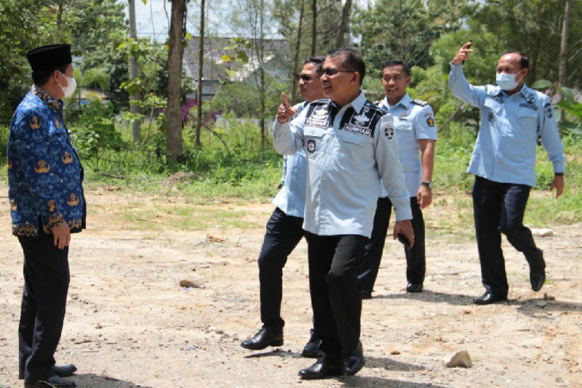 Pimpinan tinggi Kemenkumham Jateng tinjau lahan relokasi Rutan Rembang