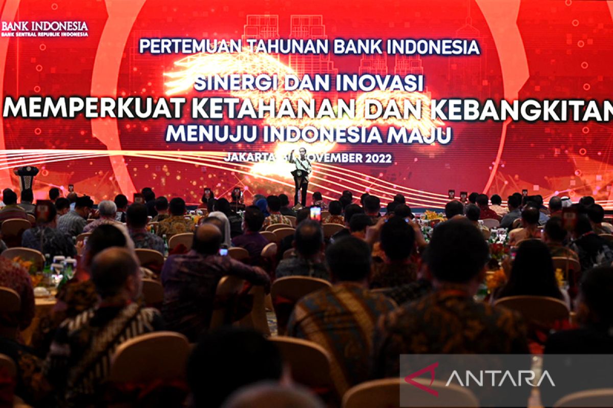 Jokowi minta Maluku Utara jaga pertumbuhan ekonomi daerah