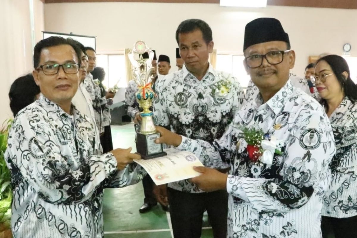 PGRI didorong tingkatkan kualitas pendidikan di Simalungun