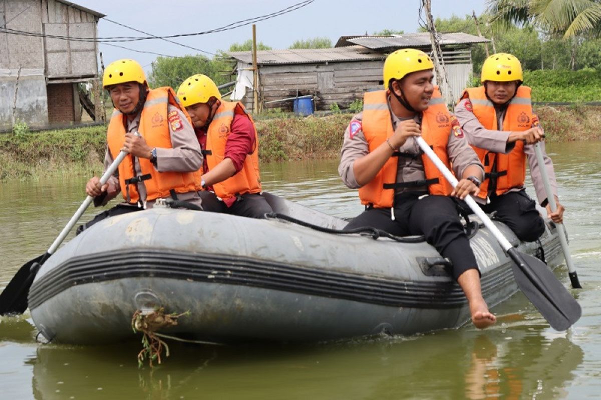 Polisi latihan SAR dari teori hingga praktek lapangan