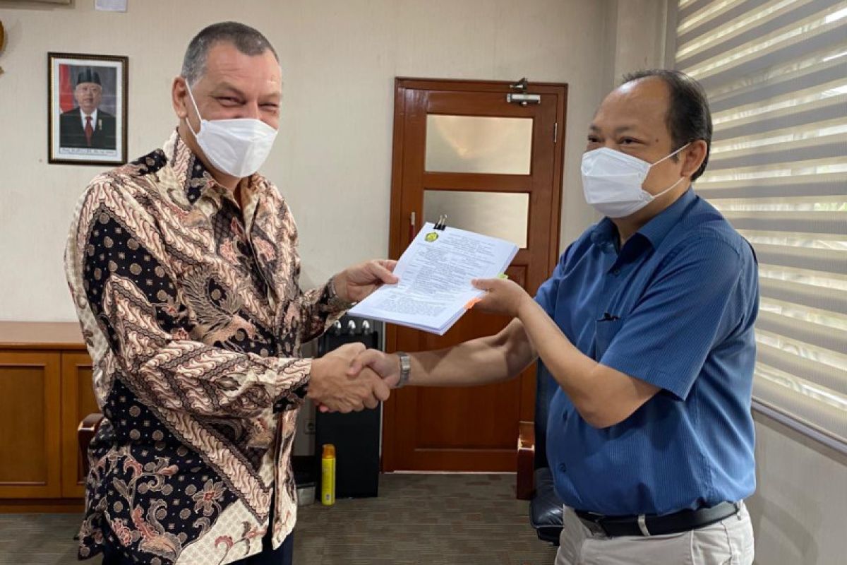 Indonesia gets solar PV lab equipment from Switzerland