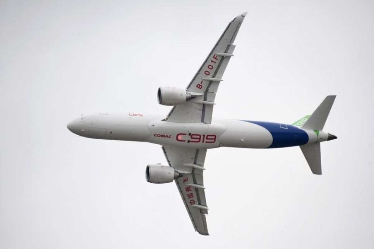 Pesawat jet C919 China kantongi izin untuk produksi massal