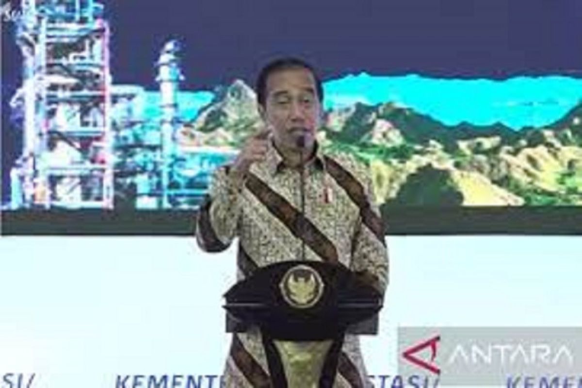Presiden Jokowi sebut awal 2023 ekonomi global diperkirakan masuk resesi
