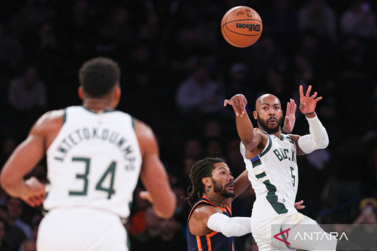 Milwaukee Bucks ganjal laju New York Knicks