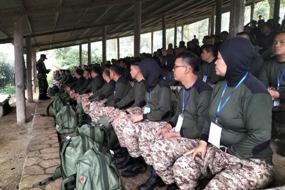 TransJakarta latih ratusan karyawan semi militer