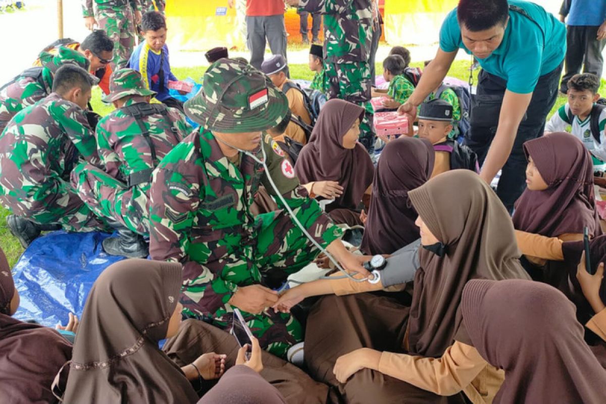 TNI gelar simulasi bencana gempa bumi di Lombok