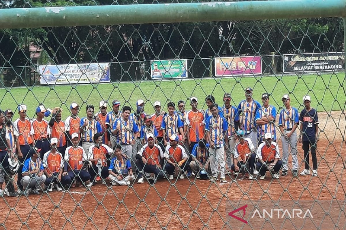 Porprov Sultra: 10 tim Softball dari enam daerah memasuki babak penyisihan