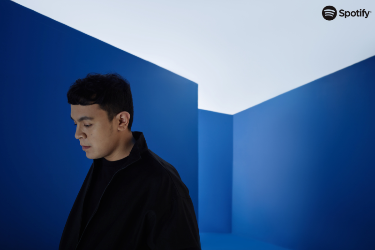 Tulus tempati posisi artis, album, & lagu teratas Spotify di Indonesia