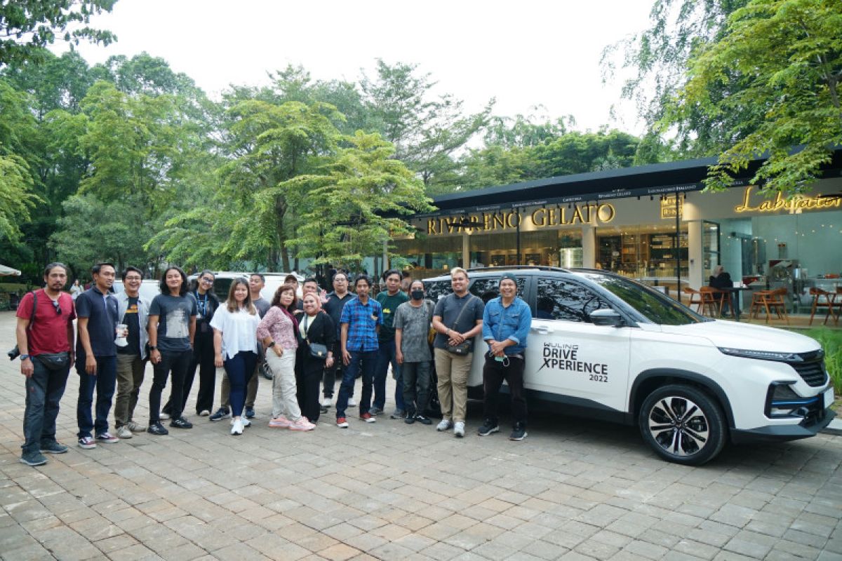 Menjajal produk inovasi di 'Wuling DriveXperience 2022'