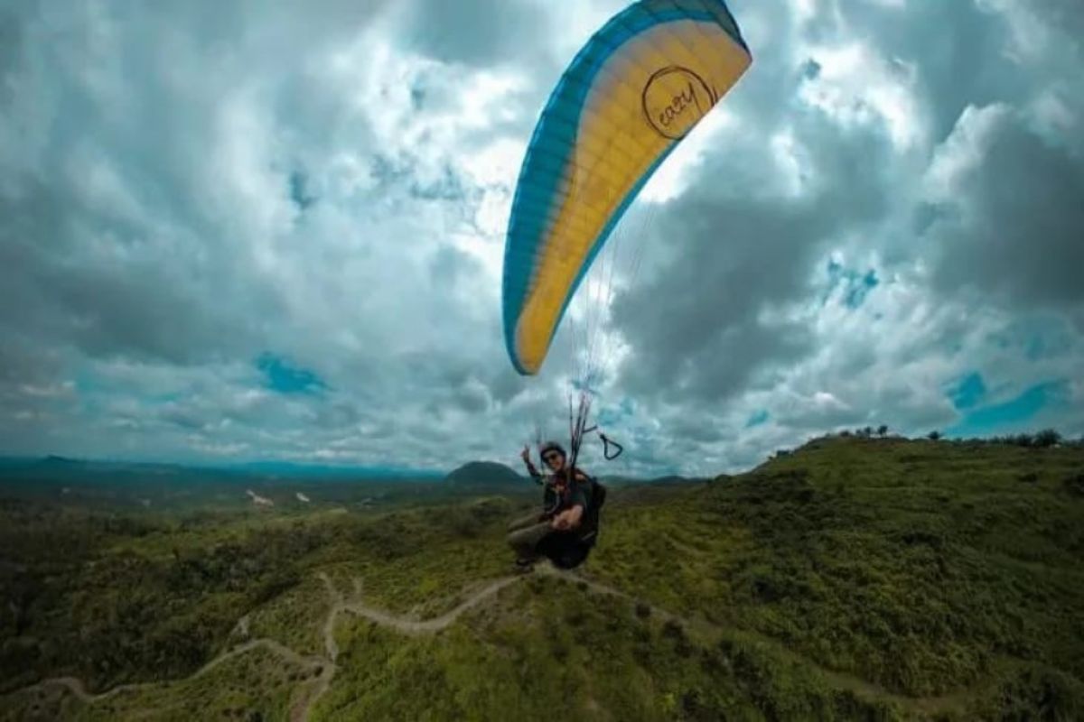 Disporapar Paser gelar festival paralayang di Gunung Boga