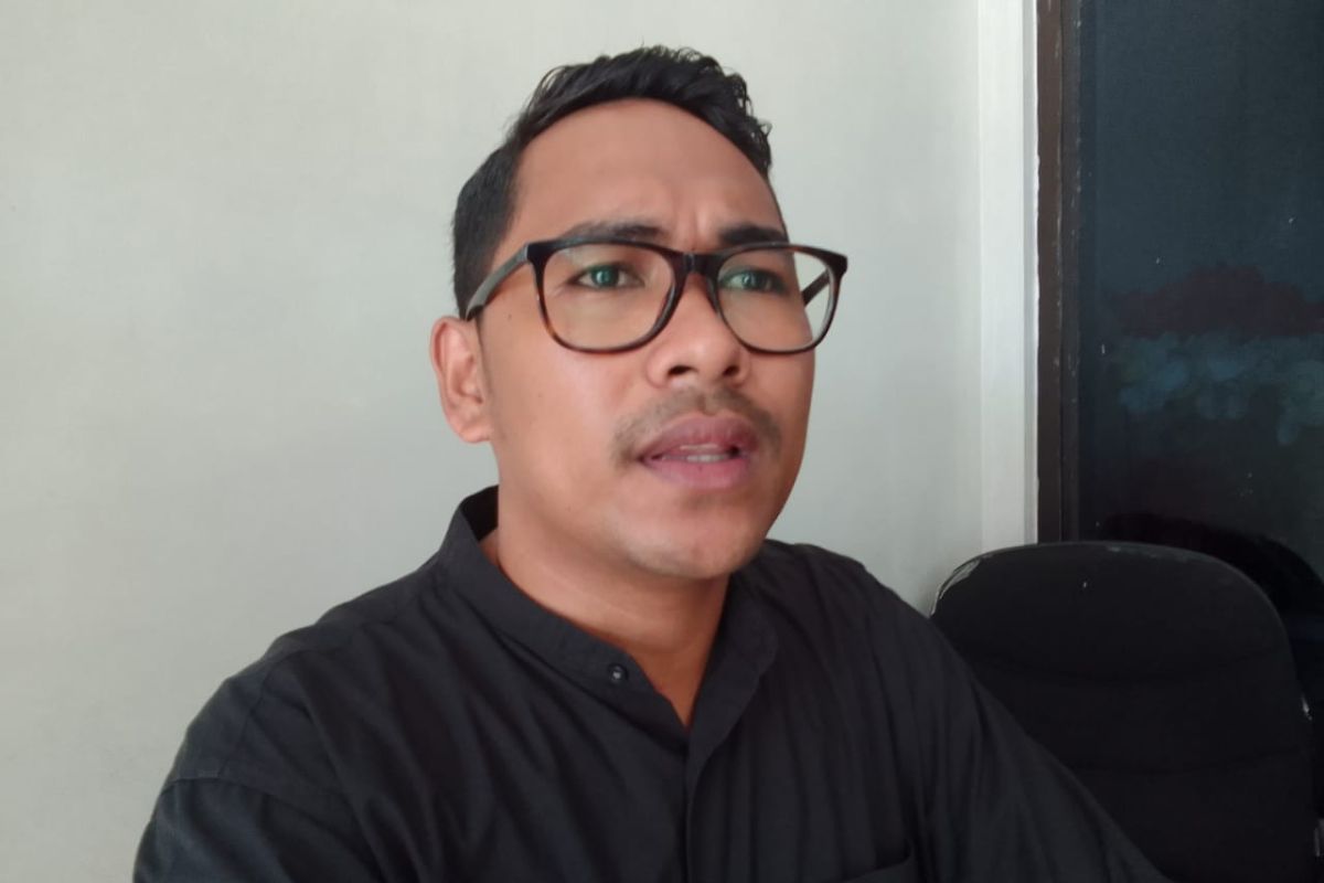 DPRD minta Pemkot Ambon perhatikan upah guru honorer