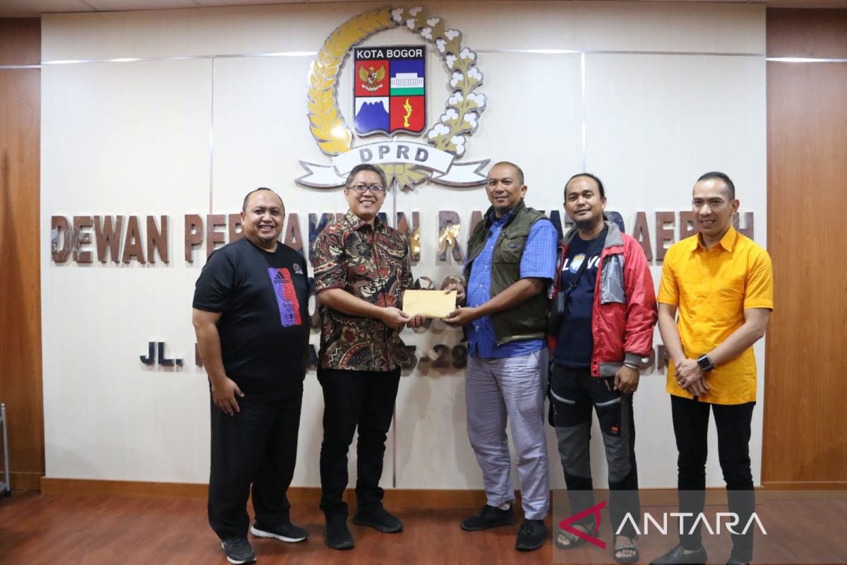 DPRD Kota Bogor  patungan bantu korban bencana gempa Cianjur