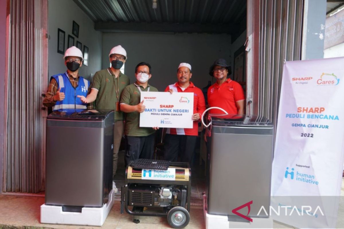 Sharp Indonesia bangun fasilitas sanitasi pengungsi gempa Cianjur