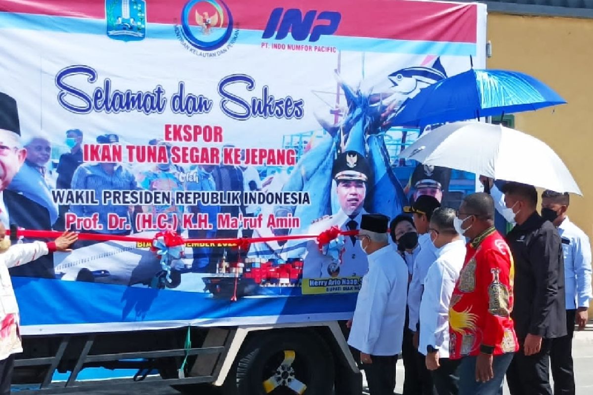 Vice President flags off Papua tuna exports to Japan